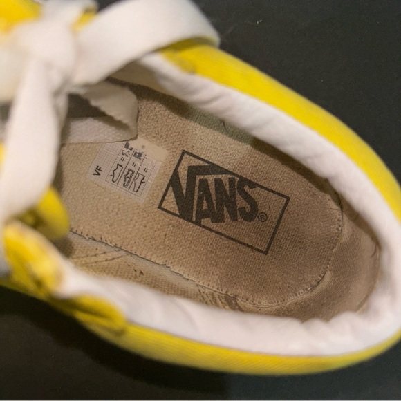 Kids VANS Custom Made Lace Up Sneakers Size 1 Bees & Bee Hives Canvas & Suede - Picture 7 of 8